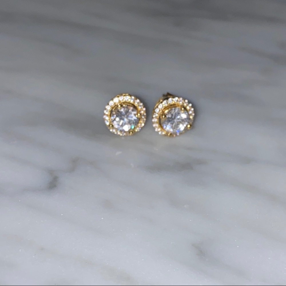 Bundle of three gold stud earrings - Picture 3 of 5